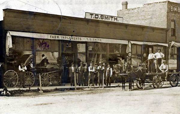 Td Smith Farm Implements Scottville (newer photo)